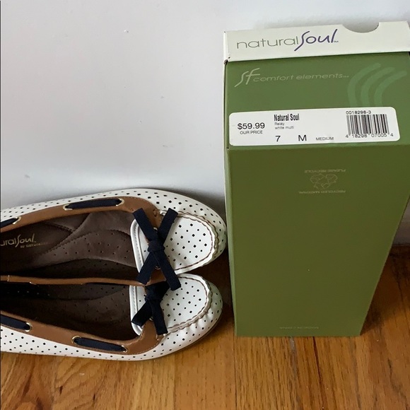 BRAND NEW! Comfortable flats - Picture 4 of 4